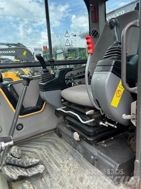 Volvo ECR 58 D 소형 굴삭기 7톤 미만
