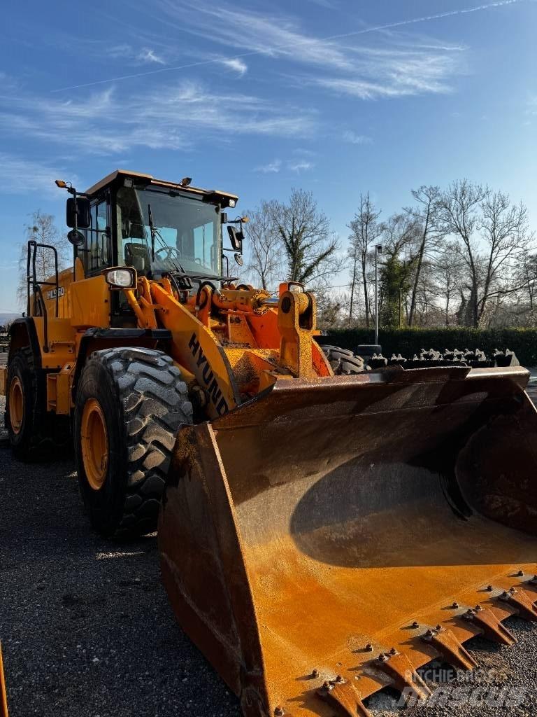 Hyundai HL 960  휠로우더