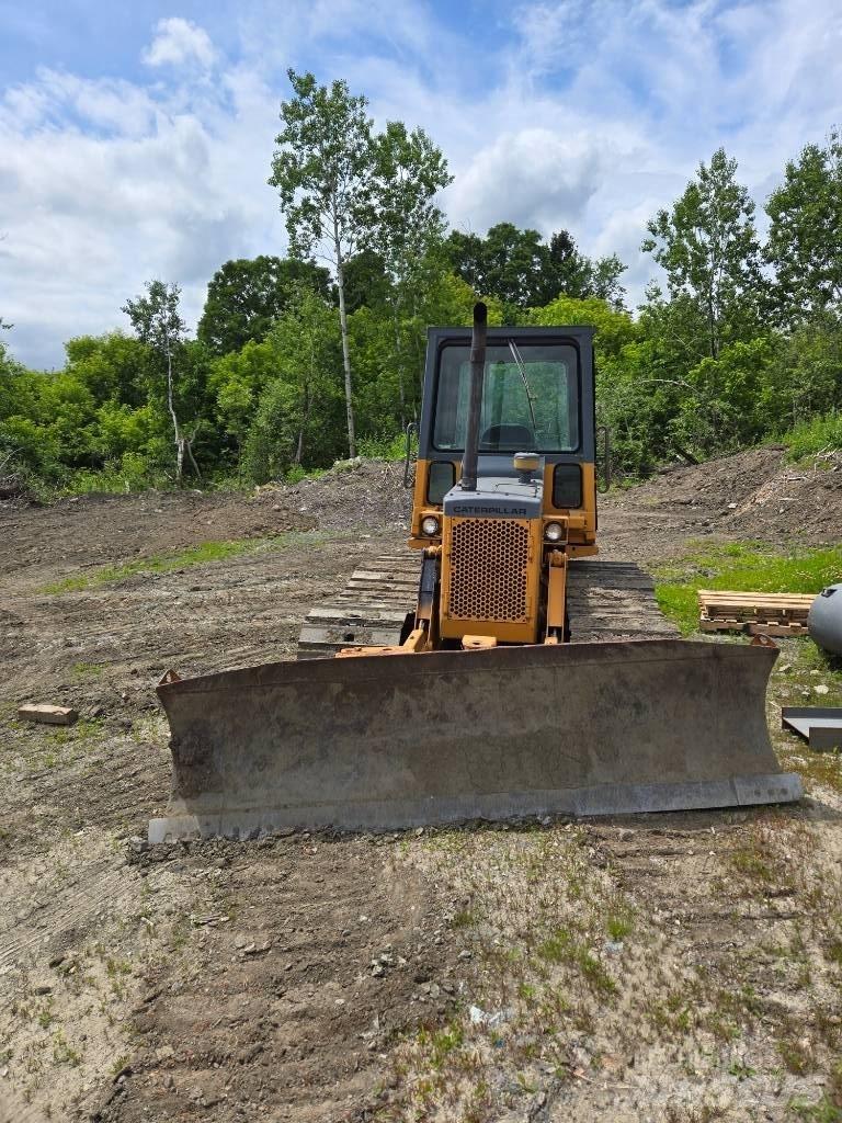 CAT D 3 B LGP 크롤러 도저