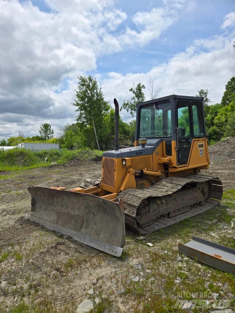 CAT D 3 B LGP 크롤러 도저