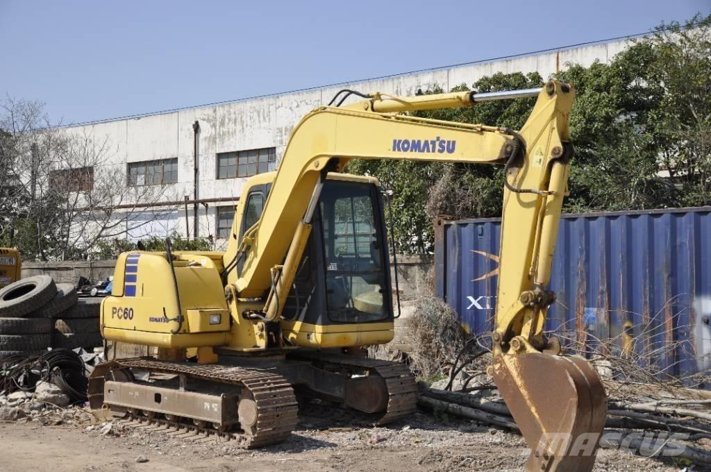 Komatsu PC 60 대형 굴삭기 29톤 이상