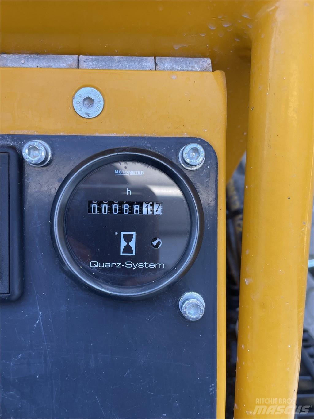 Sherpa 100 diesel  스키드로더