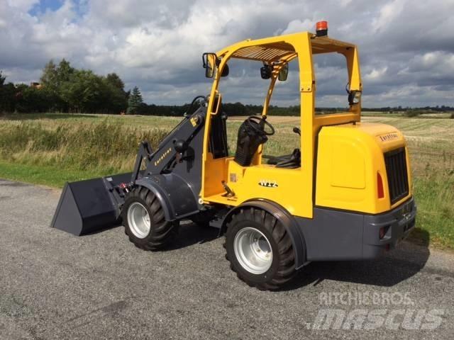 Eurotrac W12 미니 로더