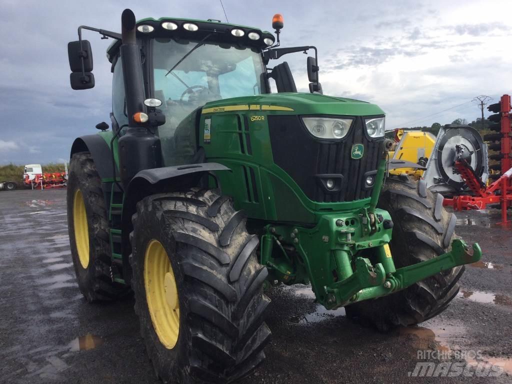 John Deere 6250R 트랙터