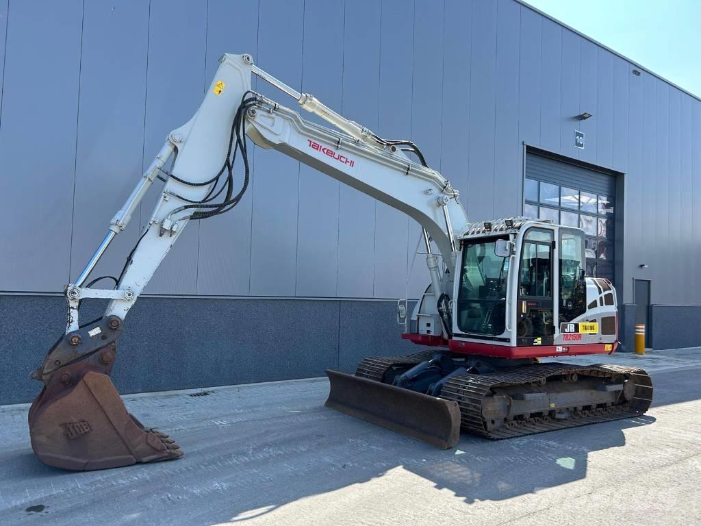 Takeuchi TB 2150 R 대형 굴삭기 29톤 이상