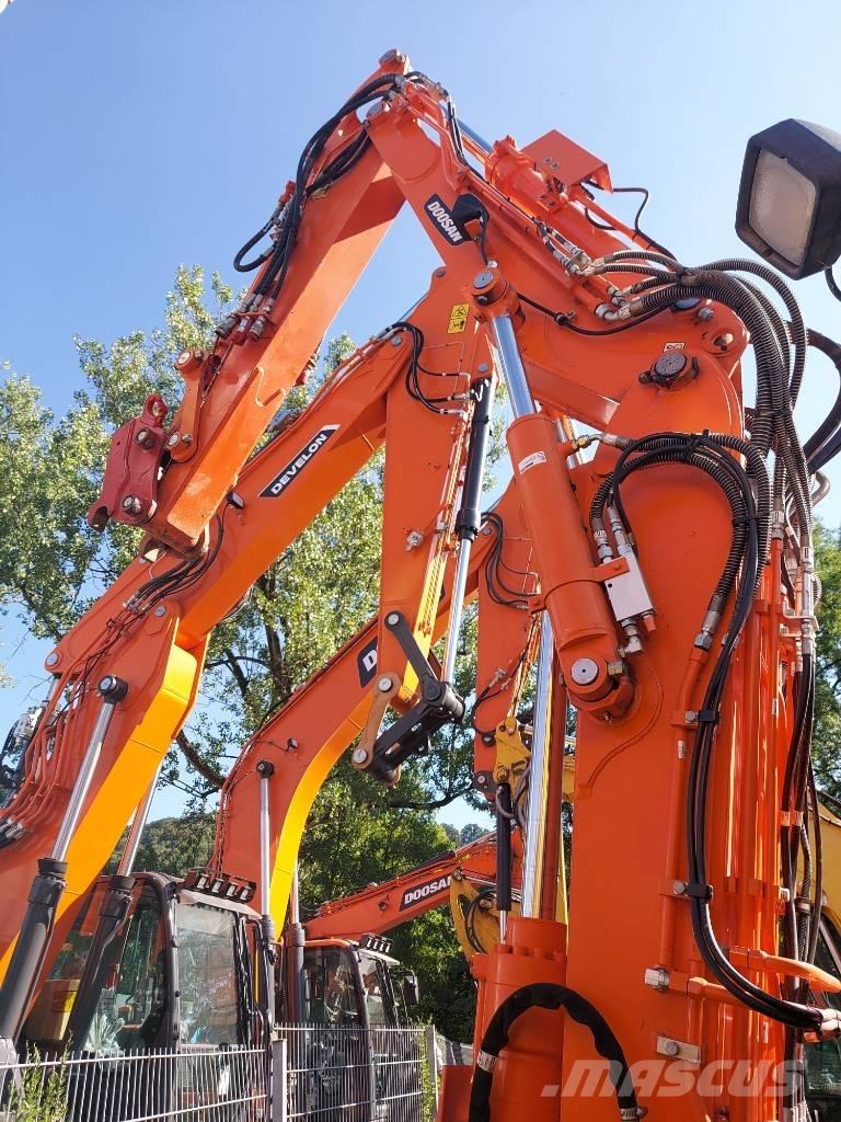Develon DX 85 R-3 중형굴삭기 7톤-28톤