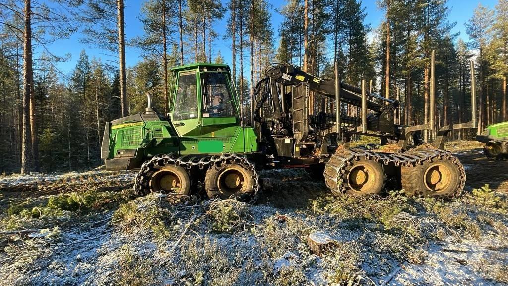 John Deere 1210G 원목 포워더