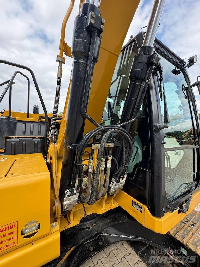 CAT 313GC 대형 굴삭기 29톤 이상