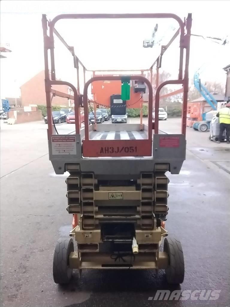 JLG 2646 ES 가위형 리프트