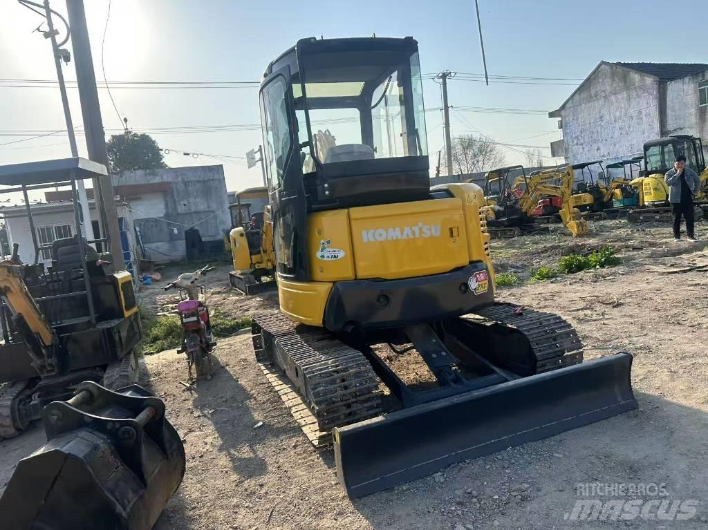 Komatsu PC 40 대형 굴삭기 29톤 이상