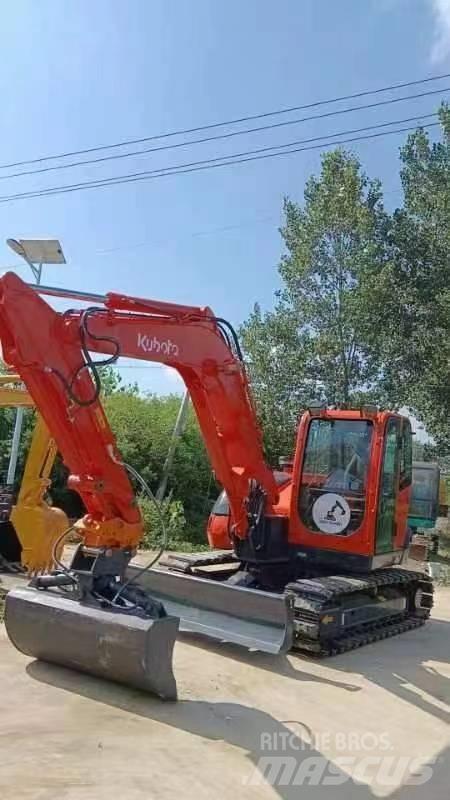 Kubota KX185-3 소형 굴삭기 7톤 미만
