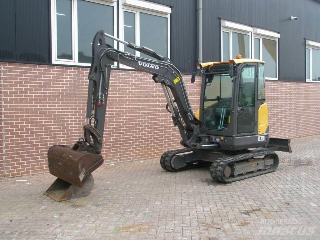 Volvo EC35D 소형 굴삭기 7톤 미만