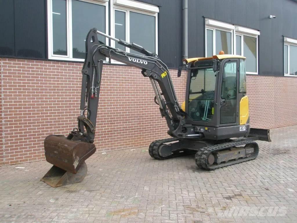 Volvo EC35D 소형 굴삭기 7톤 미만