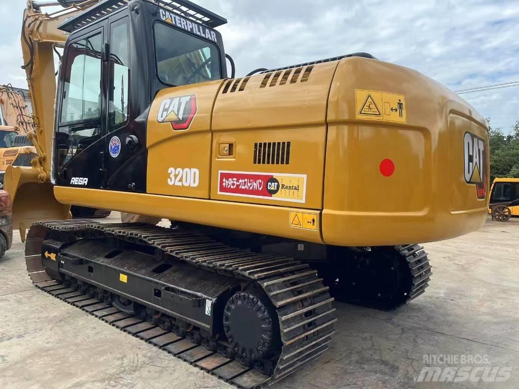 CAT 320 D 대형 굴삭기 29톤 이상