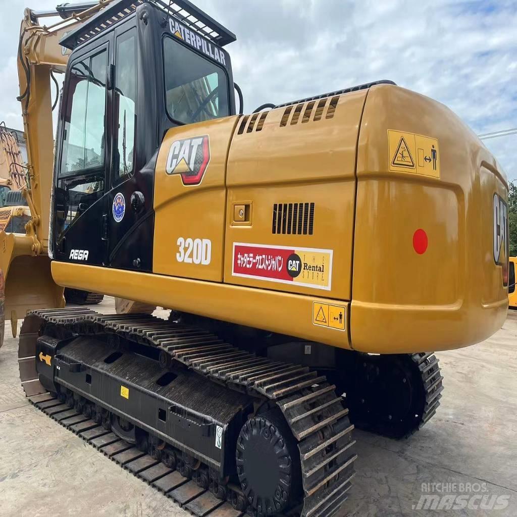 CAT 320 D 대형 굴삭기 29톤 이상