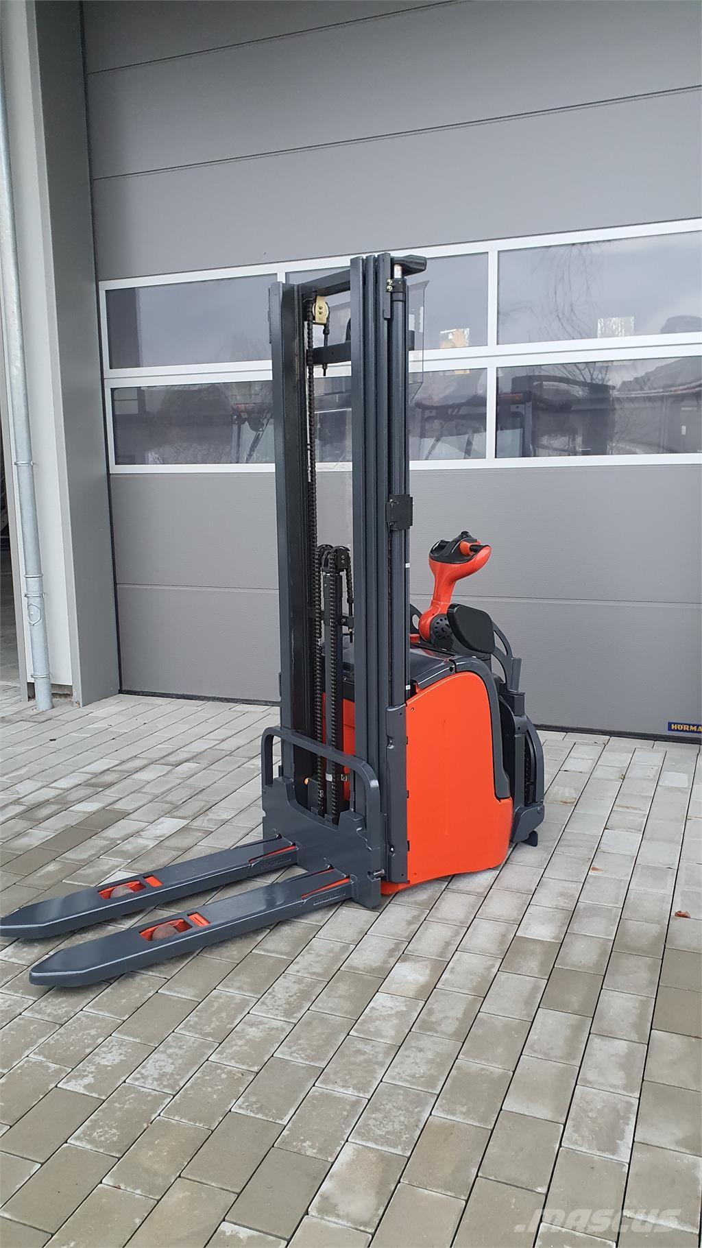 Linde L14AP 보행식 리치 지게차