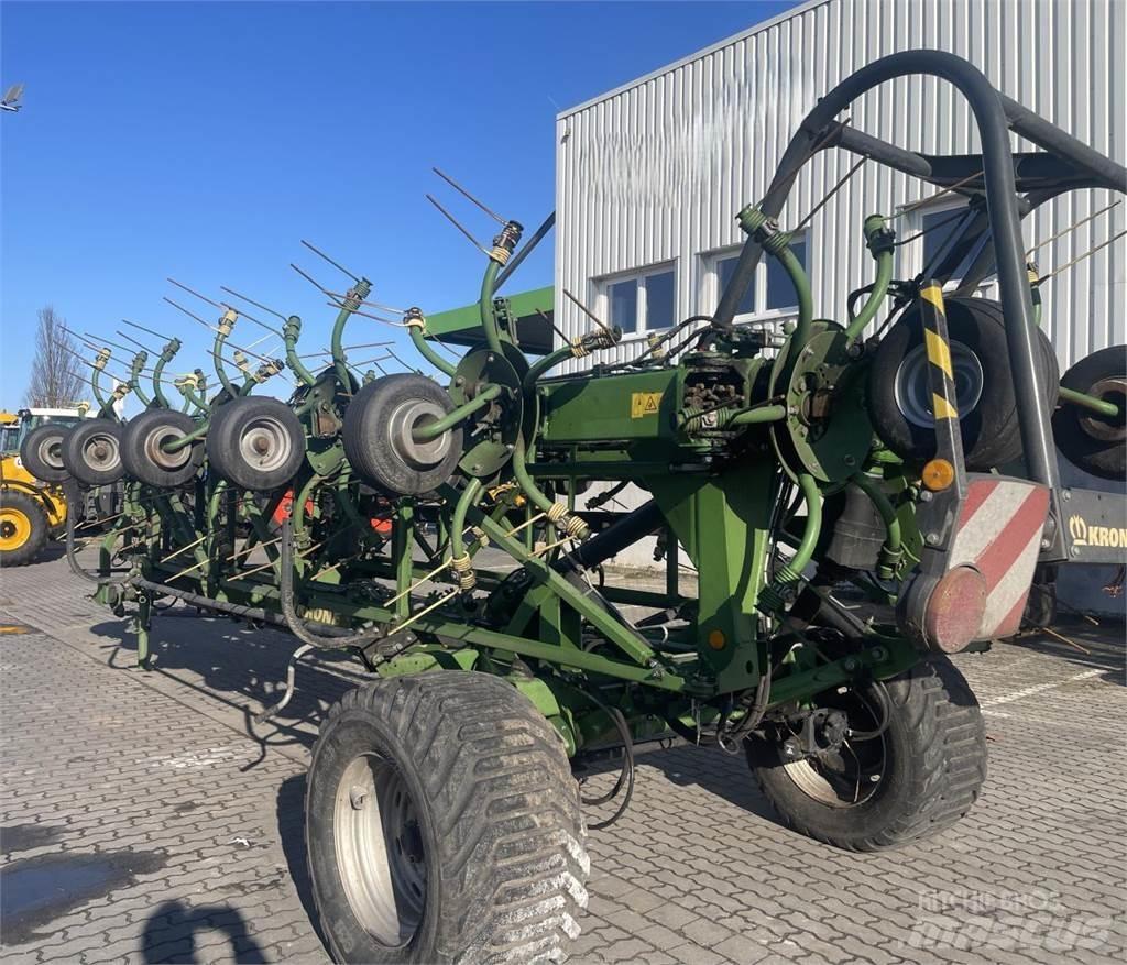 Krone KWT 2000 갈퀴 및 테더