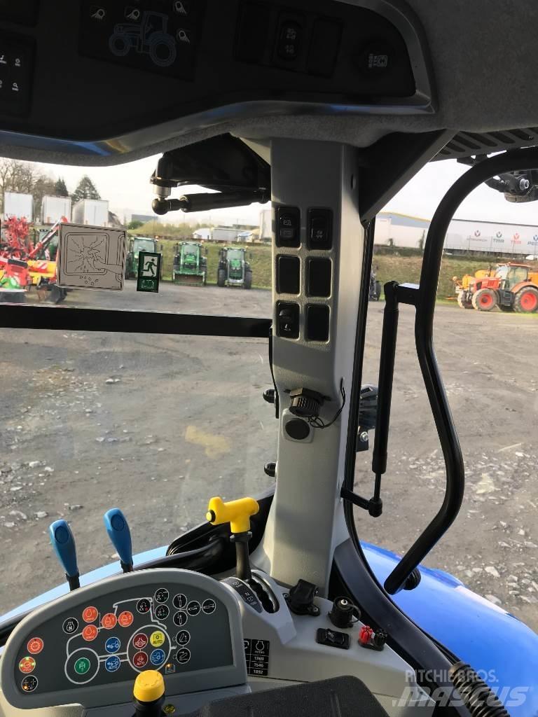 New Holland T5 120 트랙터
