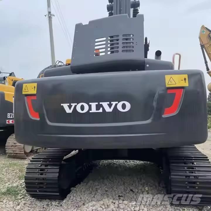 Volvo EC240D 대형 굴삭기 29톤 이상