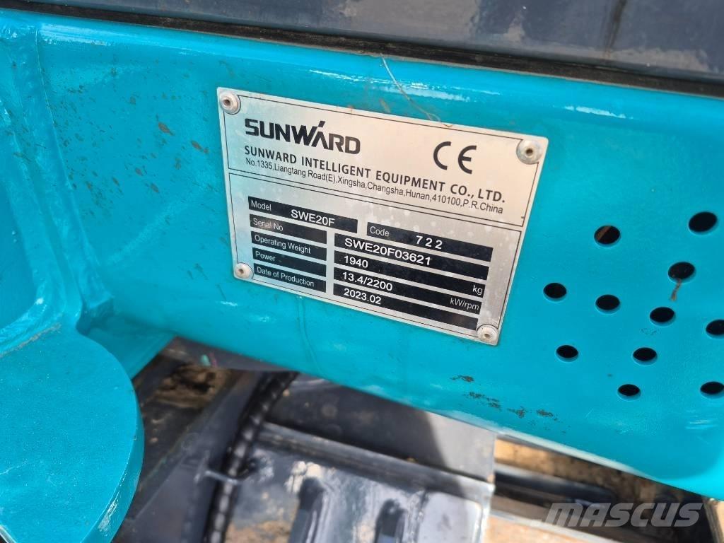 Sunward SWE 20 F 소형 굴삭기 7톤 미만