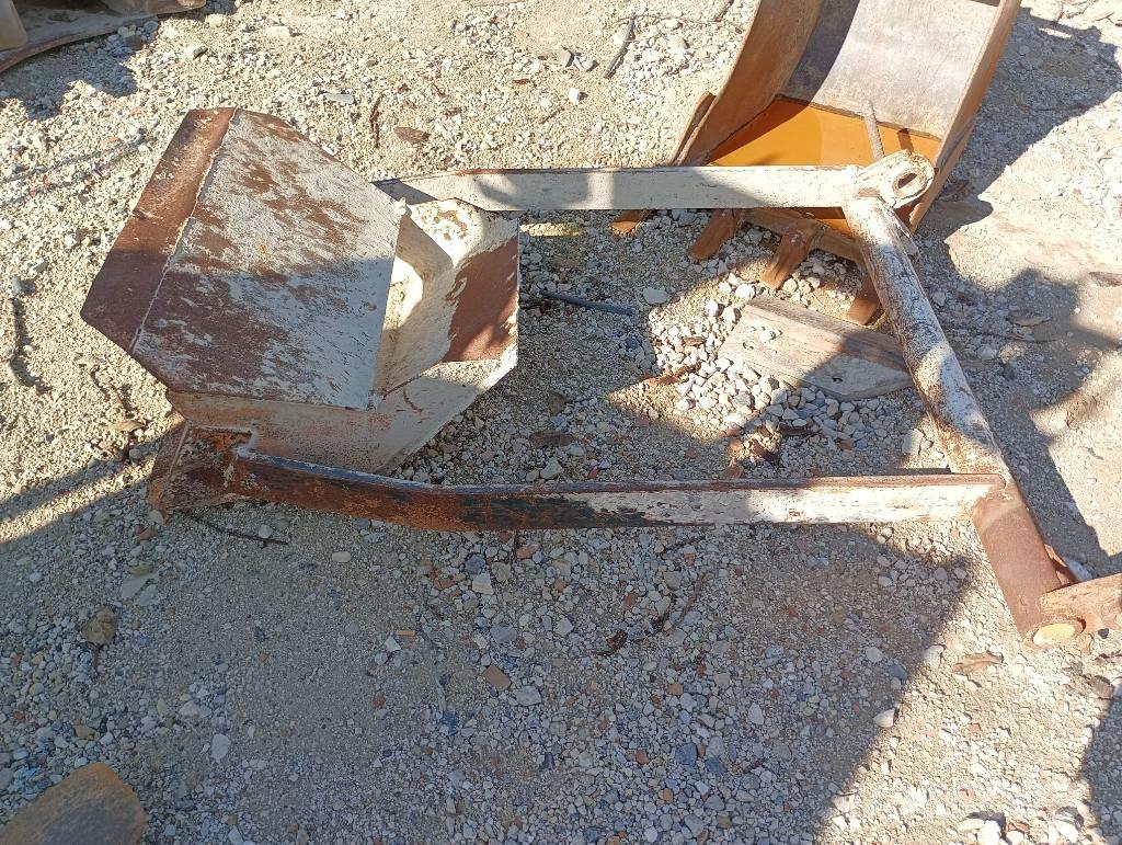 Ausa 500 RMX X4 초대형 덤프 트럭