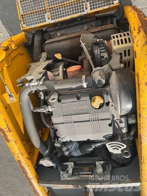 Wacker Neuson DPU 80 진동롤러