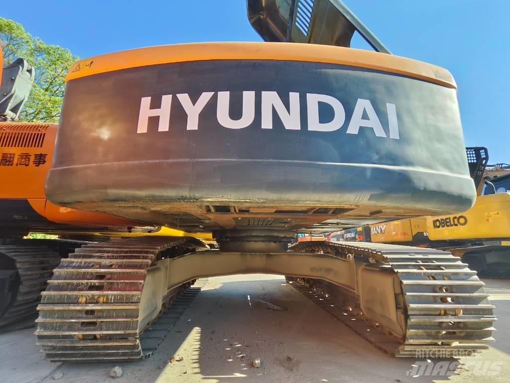 Hyundai Robex 220 LC 대형 굴삭기 29톤 이상
