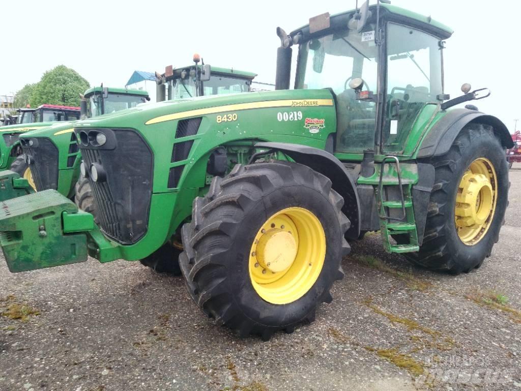 John Deere 8430 트랙터