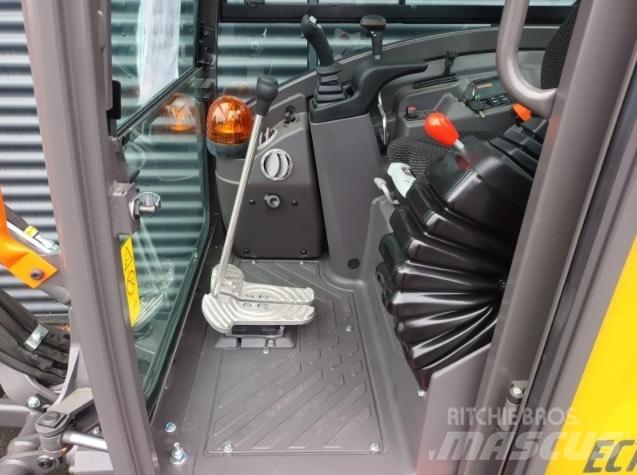 Volvo EC 18 E 소형 굴삭기 7톤 미만