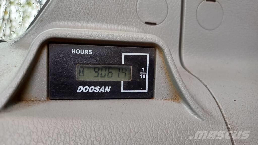 Doosan DX 165 W-5  휠 굴삭기