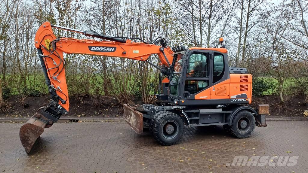 Doosan DX 165 W-5  휠 굴삭기