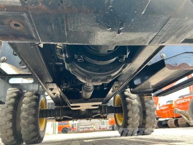 Yanmar TW 110 W  휠 굴삭기