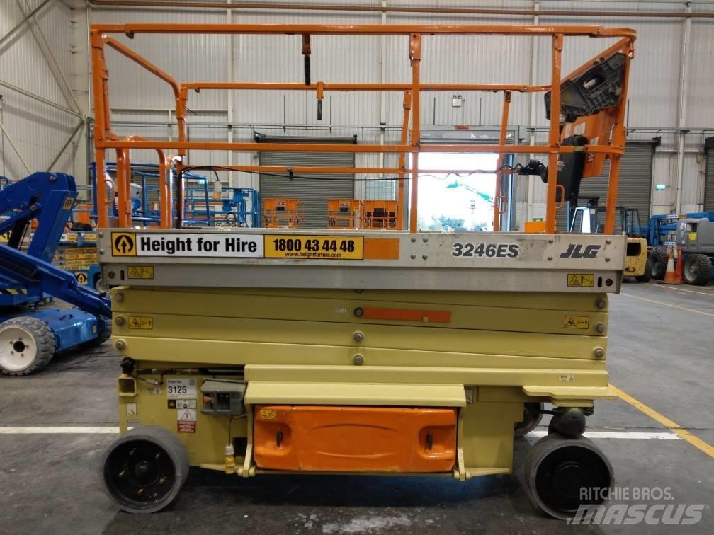 JLG ES 3246 가위형 리프트