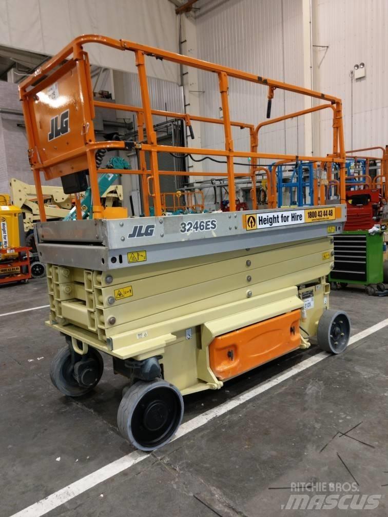 JLG ES 3246 가위형 리프트