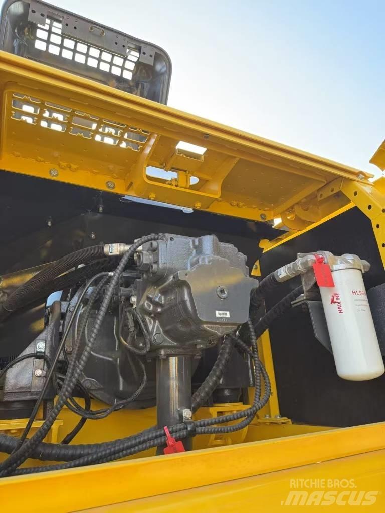 Komatsu 350LC-8 대형 굴삭기 29톤 이상