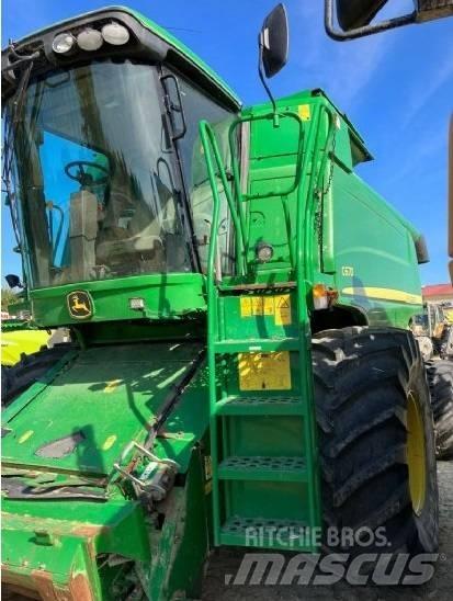 John Deere C 670 콤바인 수확기