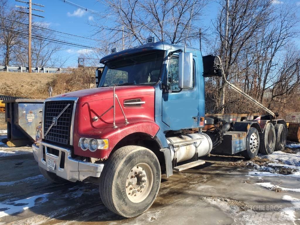 Volvo VHD84F 케이블 리프트 탈착식 트럭