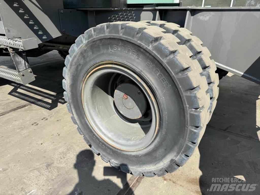 Sennebogen 835M D 폐기물/산업 처리기