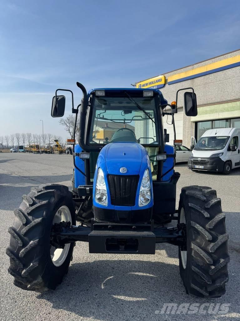 New Holland TL 90 A 트랙터