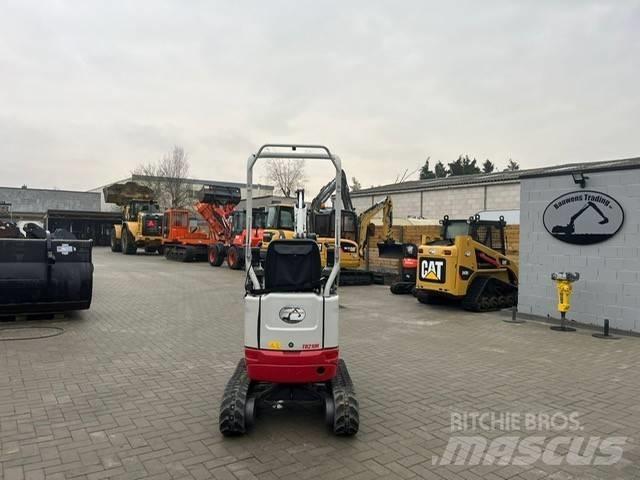 Takeuchi TB 210 R 소형 굴삭기 7톤 미만