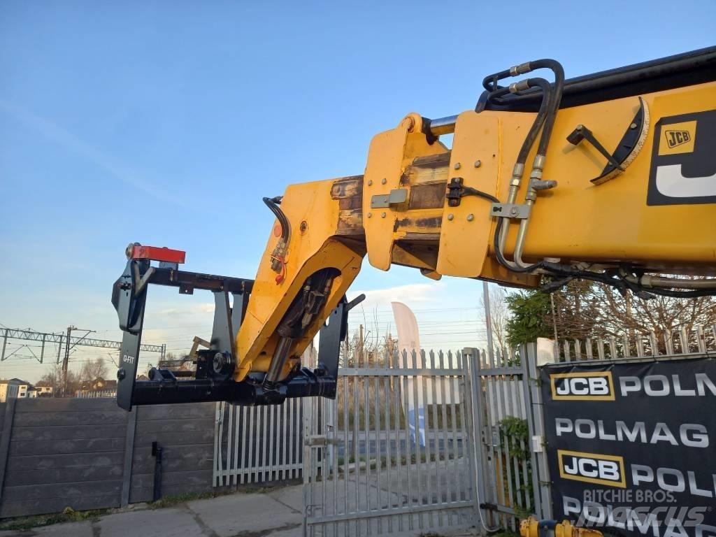 JCB 535-125 텔러 핸들러