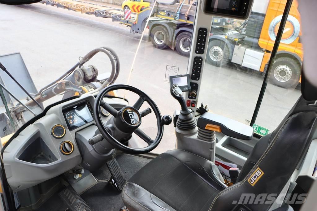 JCB 427 HT T4F  휠로우더