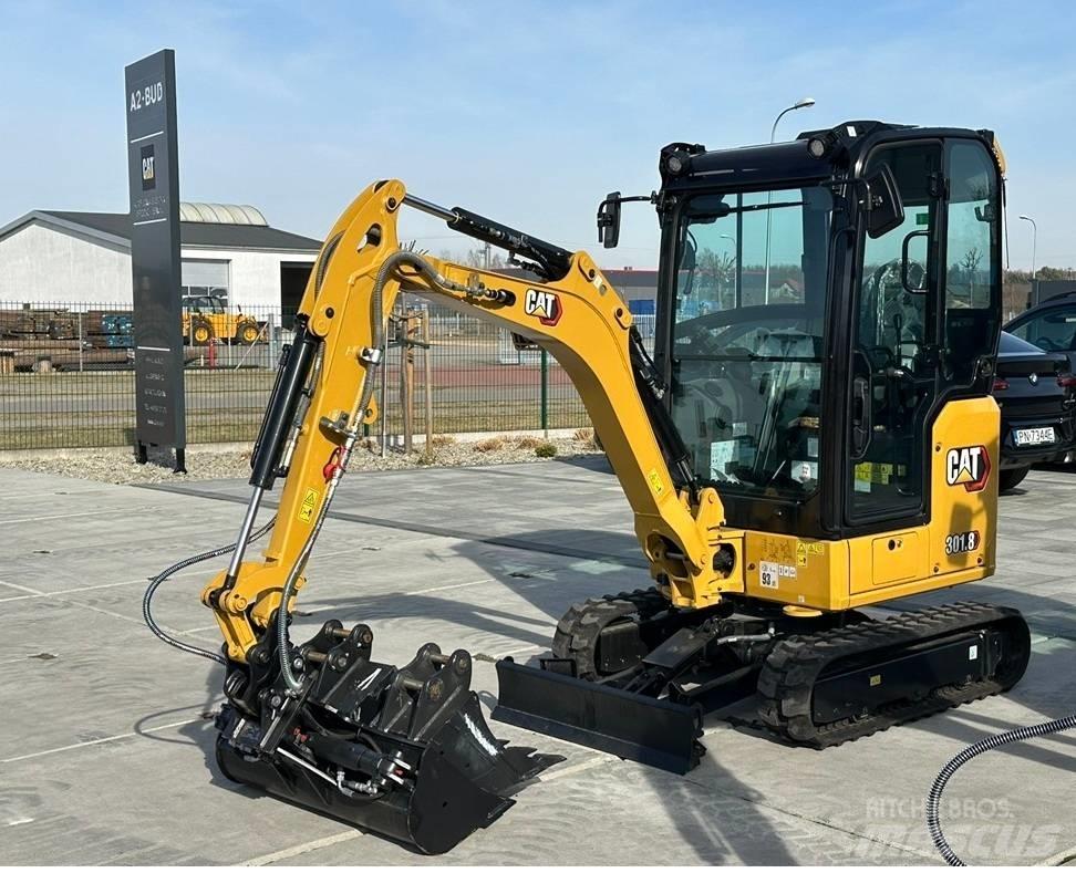 CAT 301.8 소형 굴삭기 7톤 미만