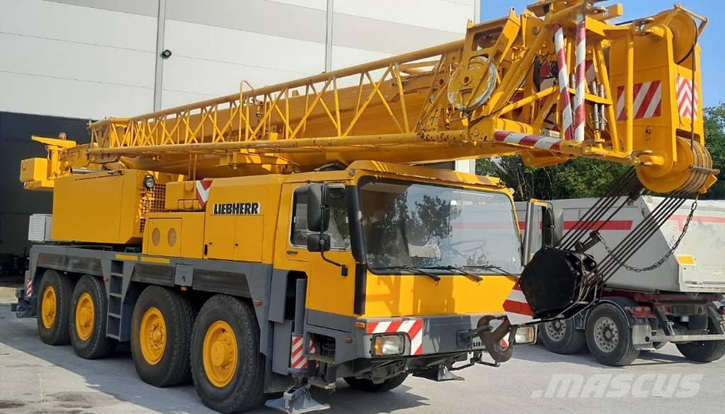 Liebherr 1070/1 A/T 크레인