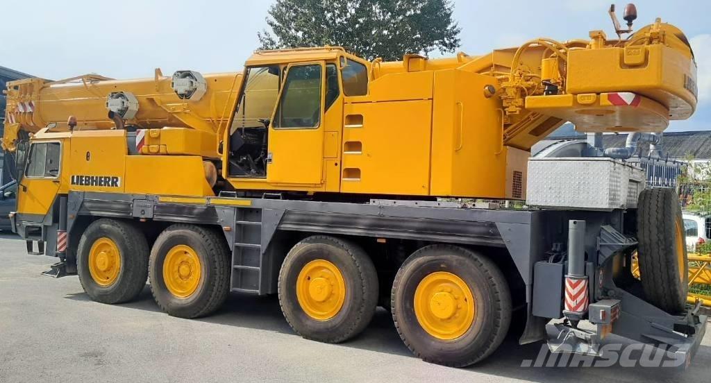 Liebherr 1070/1 A/T 크레인