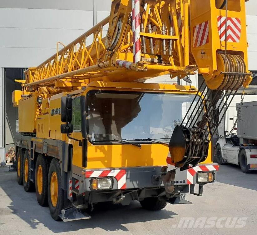 Liebherr 1070/1 A/T 크레인