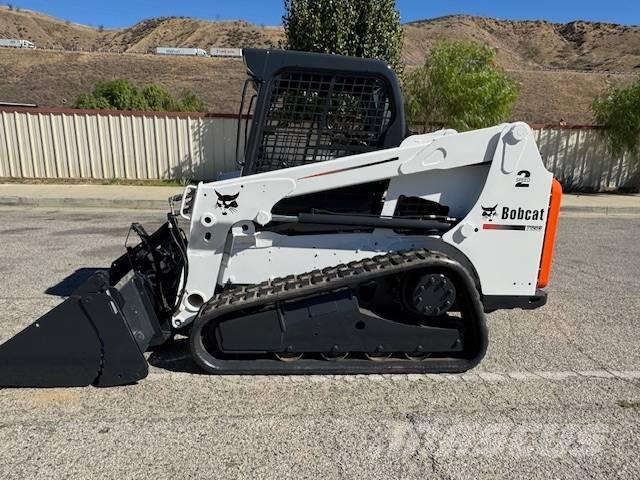 Bobcat T 630  스키드로더