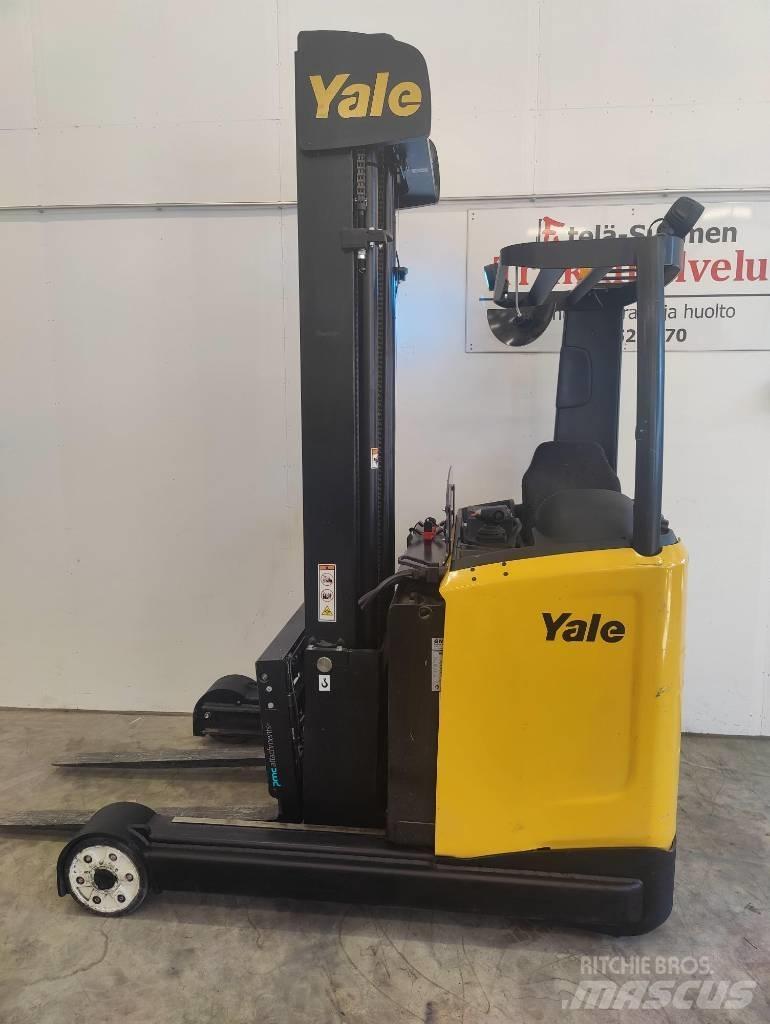 Yale MR25-14 리치 트럭