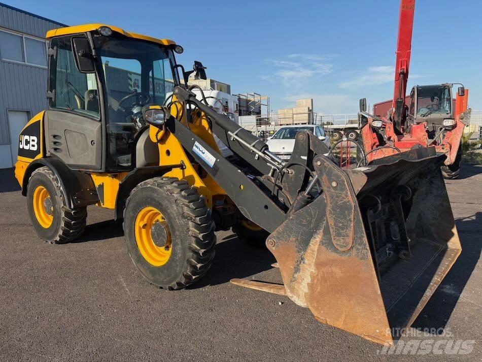 JCB 406  휠로우더