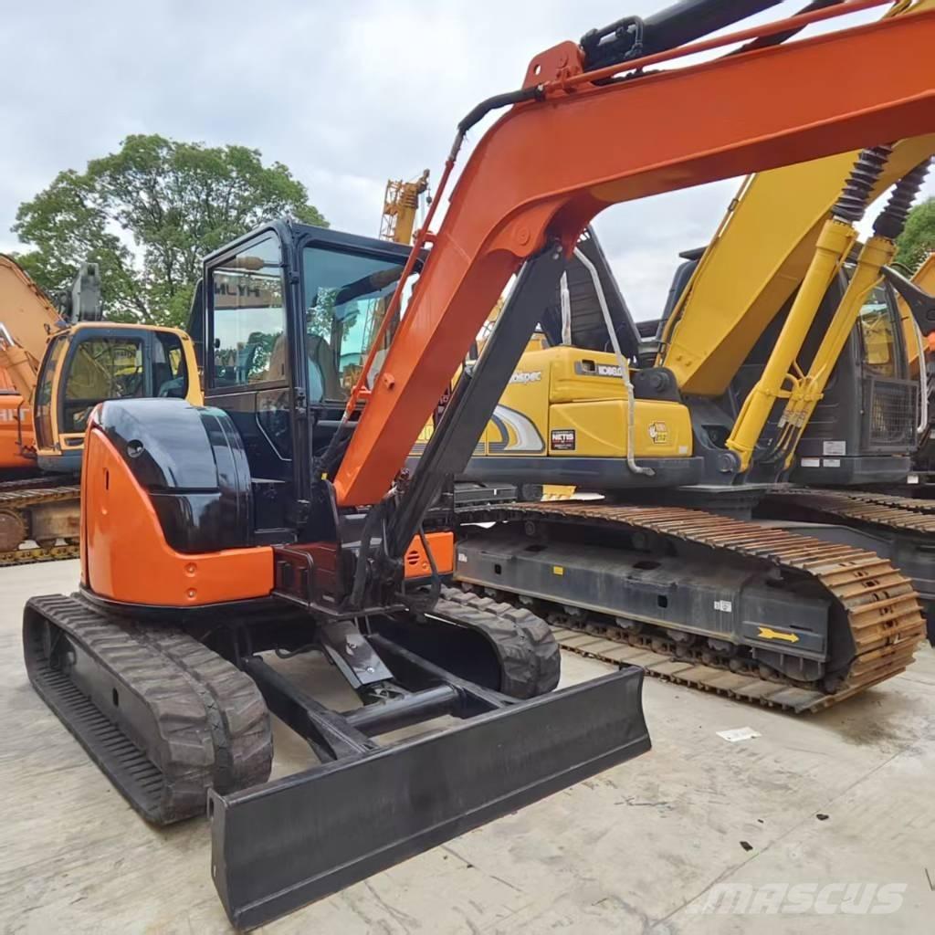 Hitachi ZX 55 UR 소형 굴삭기 7톤 미만